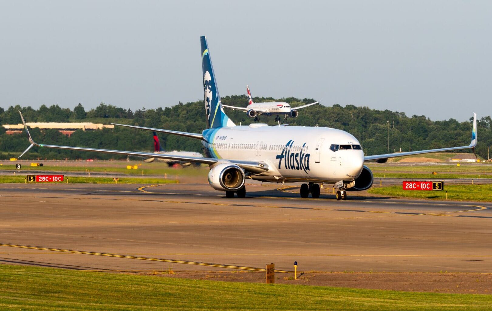 Airlines Adding, Resuming Flights from Pittsburgh for Summer Travel