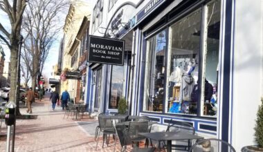 ‘Next chapter’: Barnes & Noble College Booksellers to no longer manage Moravian Book Shop | Lehigh Valley Regional News