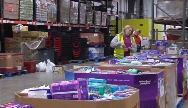 Food bank hosts "Help A Girl Out" pick day for feminine products distribution | Reading Area