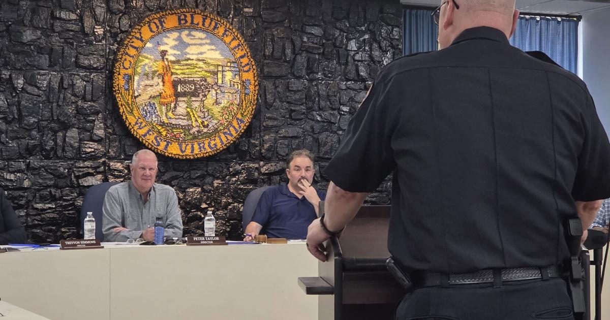 City board approves first reading of new vaping ordinance | News