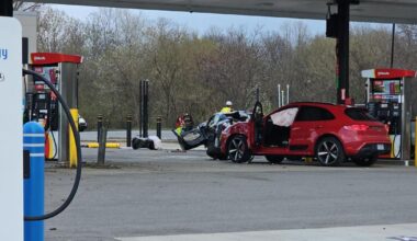 Vehicle Crashes through Fence into Pilot Refueling Station | News