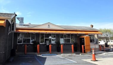 New Lehigh Valley eatery serving up burgers, cheesesteaks, ice cream and more at familiar spot | Eat, Sip, Shop