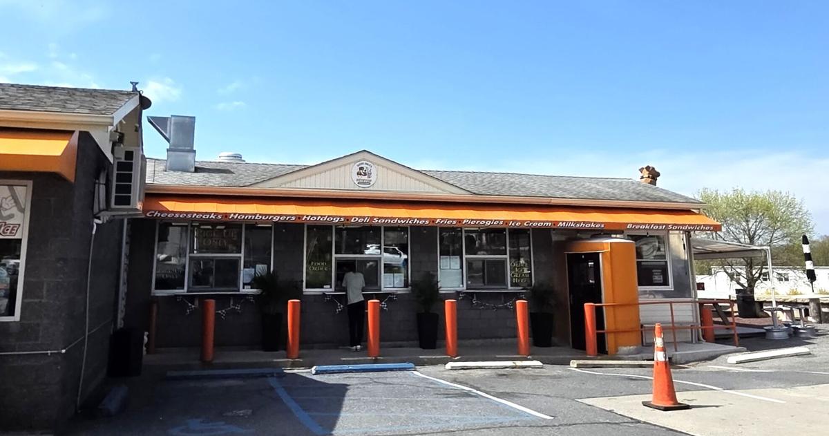 New Lehigh Valley eatery serving up burgers, cheesesteaks, ice cream and more at familiar spot | Eat, Sip, Shop