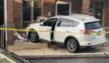 Driver crashes into Bethlehem home, porch damaged | Bethelehm Area