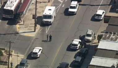 Armed men steal $1.8M from armored truck in Philadelphia | Pennsylvania News