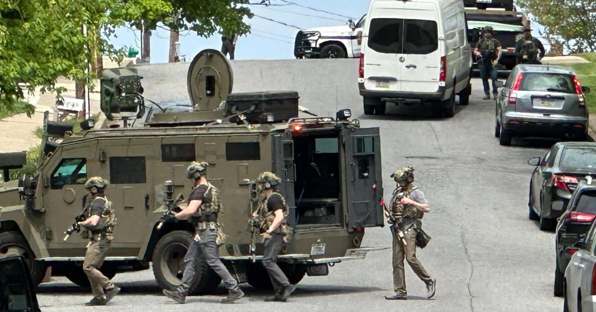 FBI, law enforcement swarm Whitehall Twp. neighborhood, officers in tactical gear, SWAT-style vehicles seen in the area | Allentown Area