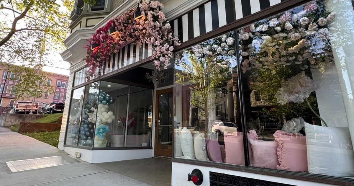 Lehigh Valley business set to bloom with beautifully designed event space, floral shop | Eat, Sip, Shop