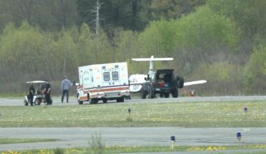 Small plane makes rough landing at local airport | Lehigh Valley Regional News