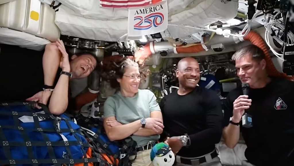 Pitt students help track Artemis II Orion spacecraft