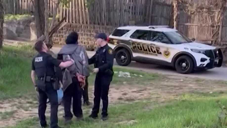 Video shows Pittsburgh officer striking handcuffed woman
