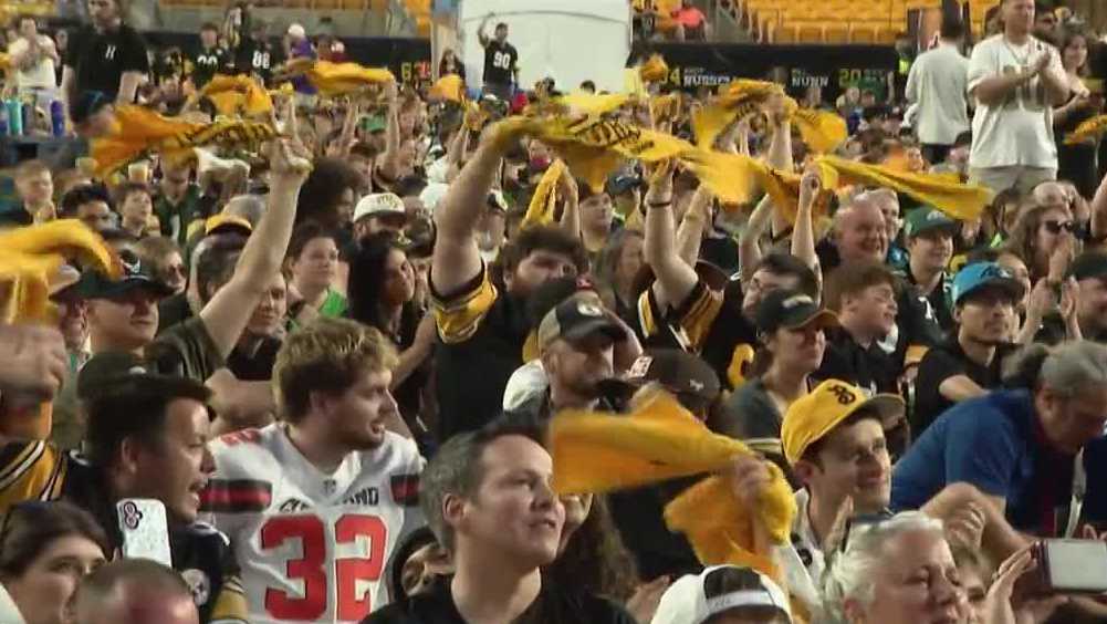 Football fans pack Acrisure Stadium to enjoy NFL Draft
