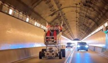 Giant Eagle unveils 'Giant Buggy,' takes tour in Pittsburgh for NFL draft