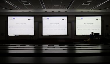 College gen-eds foster AI use