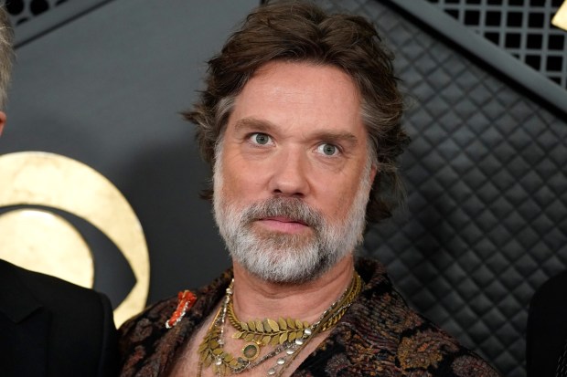 Rufus Wainwright will perform at the Sellersville Theatre on Wednesday. (Associated Press)