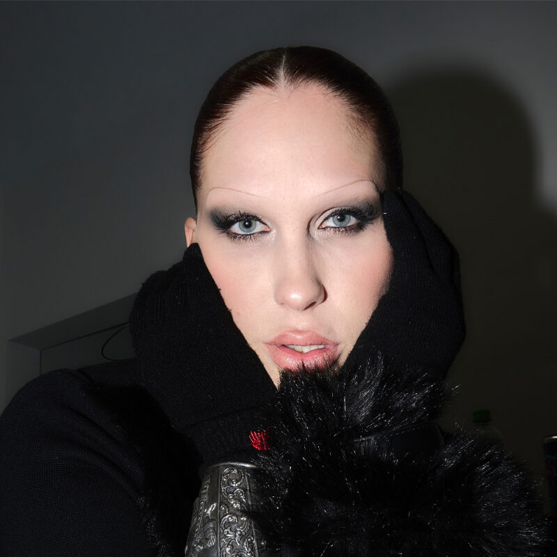 Musician Eartheater who is opening for FKA twigs on the Eusexua tour