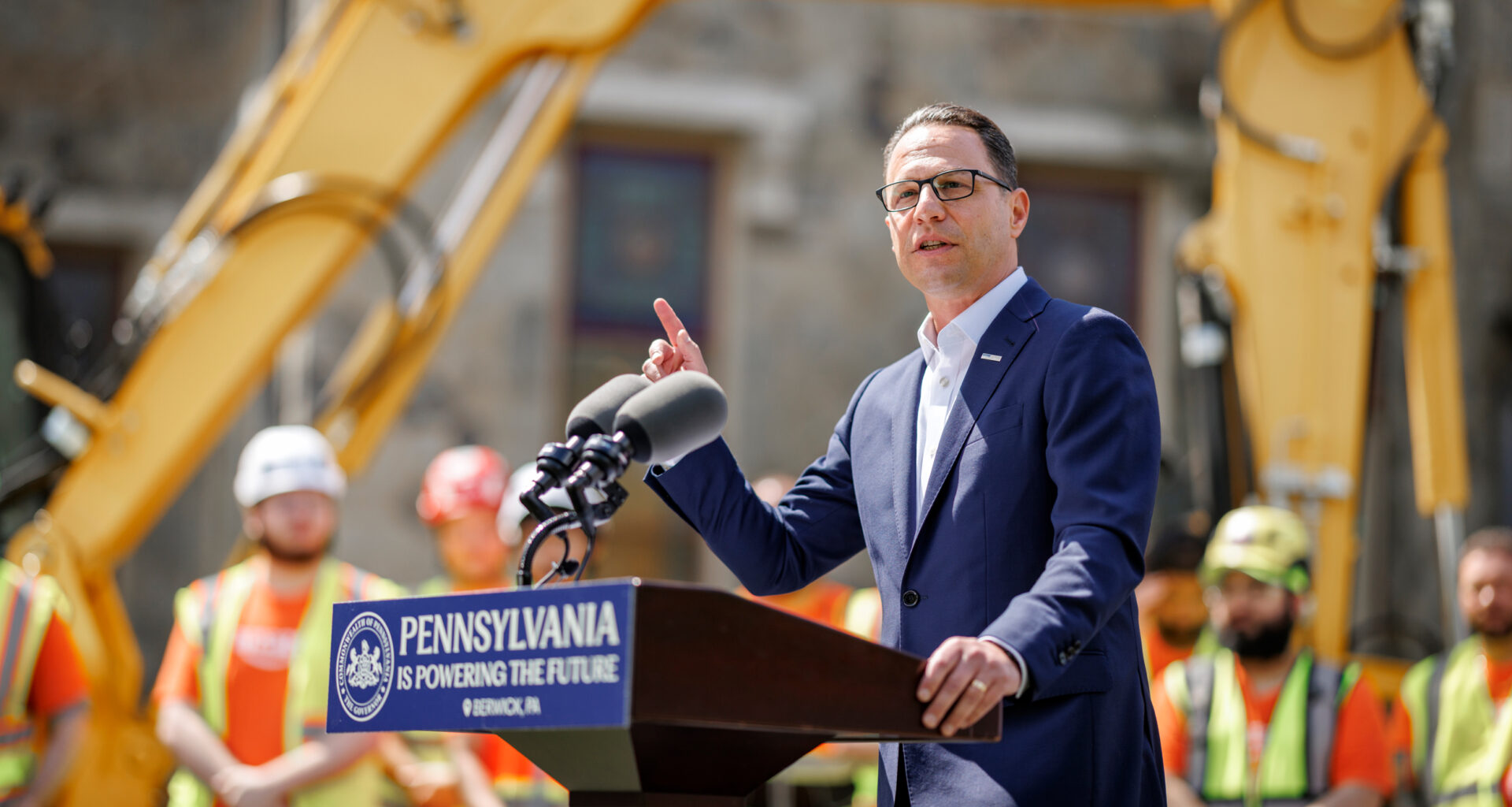 Gov. Josh Shapiro announces Amazon’s plan to invest $20 billion in artificial intelligence campuses across the state on June 9, 2025. Credit: Commonwealth of Pennsylvania