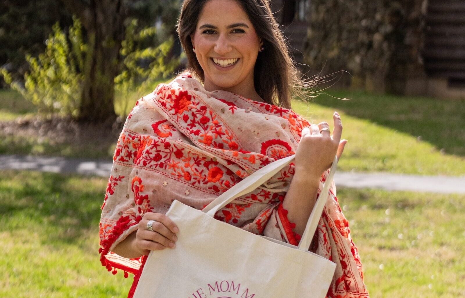 devika knafo mom market bethlehem