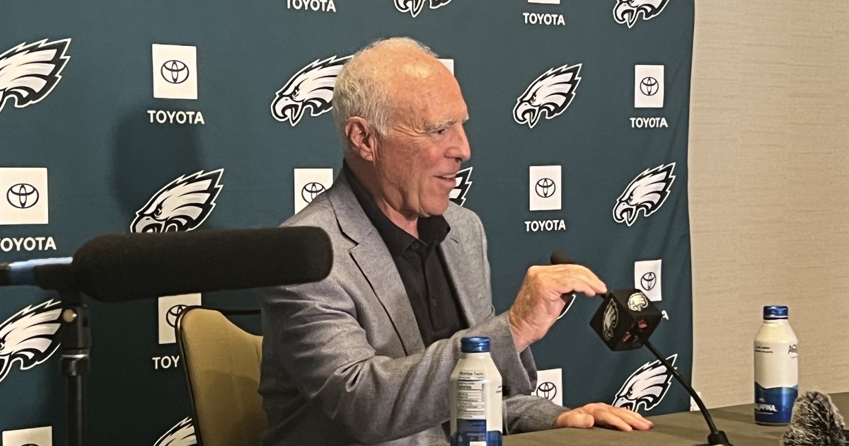 Jeffrey Lurie discusses new Eagles stadium, doesn't commit to site remaining in Philadelphia