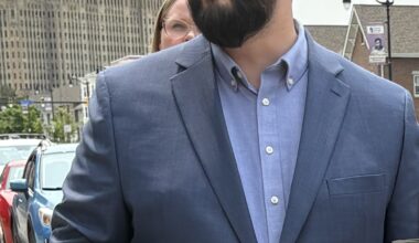 Erie County Democrats are at war : Investigative Post