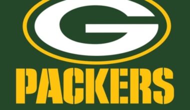 Green Bay Packers trade wide receiver to Philadelphia Eagles