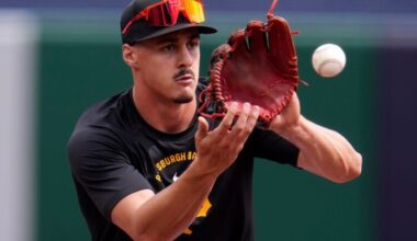 Griffin signs to stay in Pittsburgh for 9 years | News, Sports, Jobs