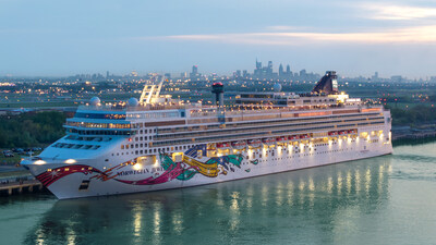 On April 16, 2026, Norwegian Jewel arrives to Philadelphia to kick-off a season of cruises to Bermuda and Canada and New England, marking a major milestone for Norwegian Cruise Line by bringing cruising back to the city of Brotherly Love.