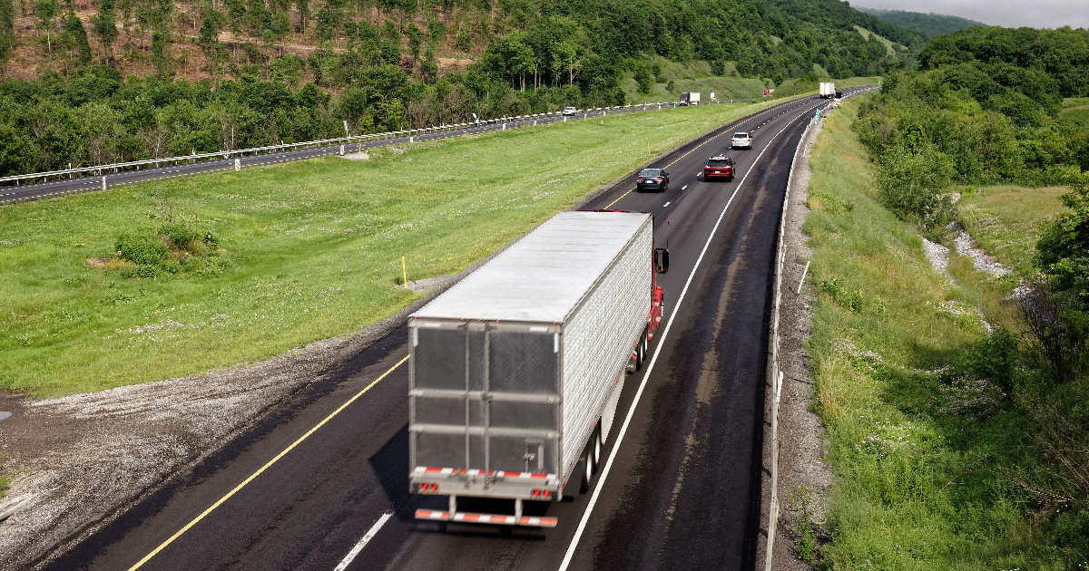 ICE Arrests 13 Foreign Truckers at Pennsylvania CDL Office