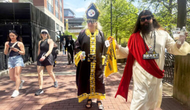 A warm Yinzer welcome: NFL draft fans flood Pittsburgh | News, Sports, Jobs