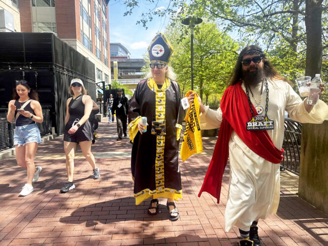 A warm Yinzer welcome: NFL draft fans flood Pittsburgh | News, Sports, Jobs