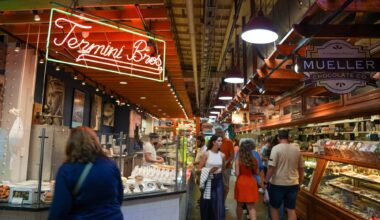 Philadelphia Bakery Cuts Prices on Cakes and Cupcakes