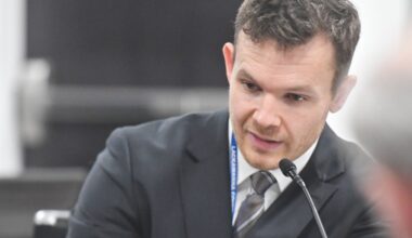 Walker resigns after being replaced as county solicitor