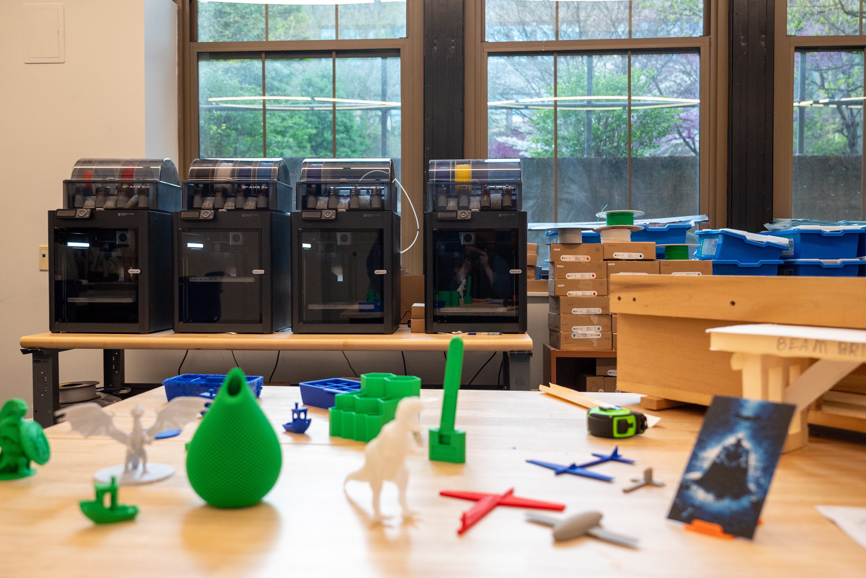 3D printers and student projects in the new tech ed...