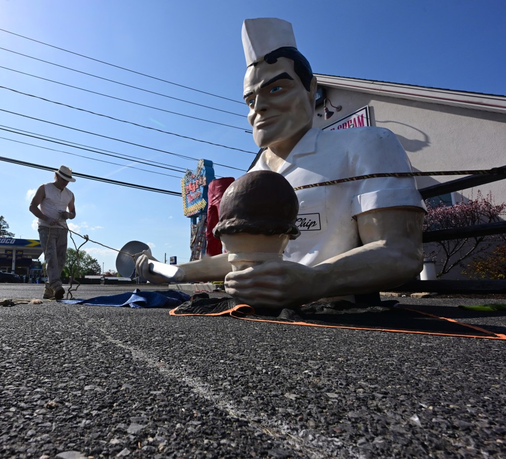 Giant Chip statue put back together at Lehigh Valley ice cream shop