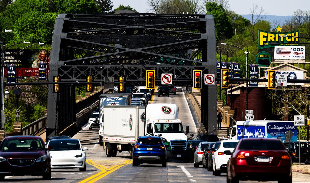 What will PennDOT work on in the Lehigh Valley in 2026?