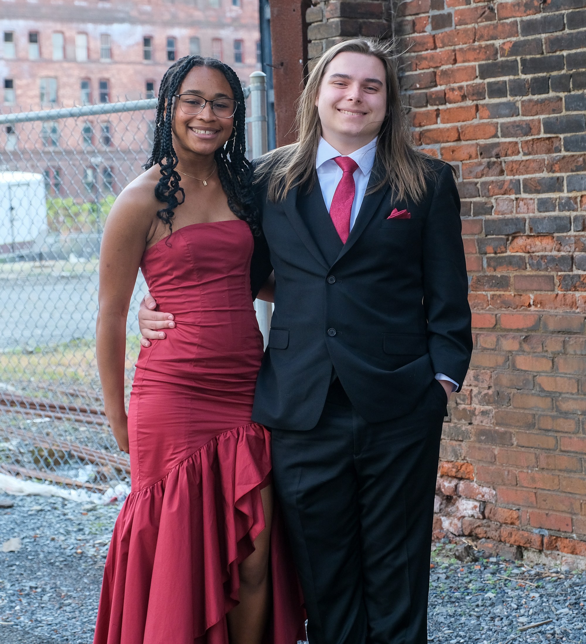 Southern Lehigh High School held its prom Friday, April 24, 2026, at SteelStacks in Bethlehem. Students and their guests arrive to the big night. (Sharon Merkel/Special to The Morning Call)