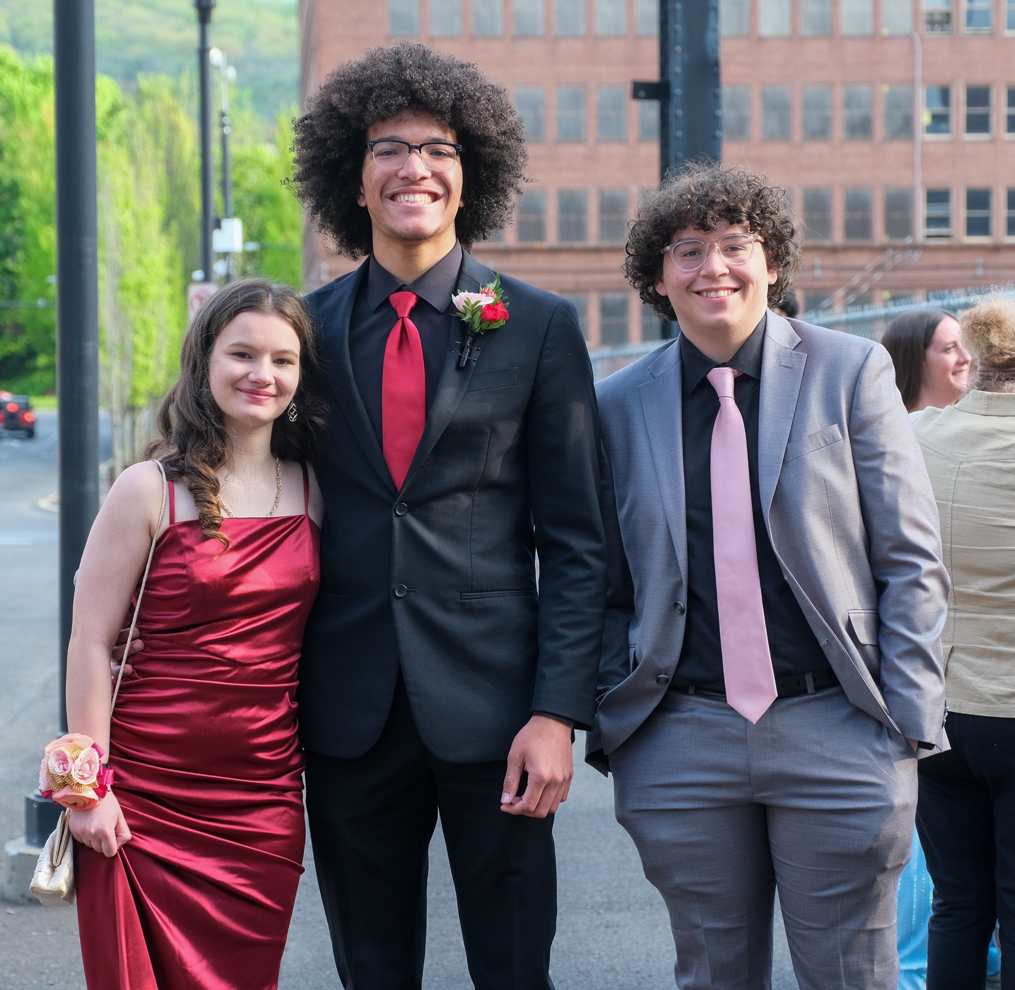 Southern Lehigh High School held its prom Friday, April 24, 2026, at SteelStacks in Bethlehem. Students and their guests arrive to the big night. (Sharon Merkel/Special to The Morning Call)