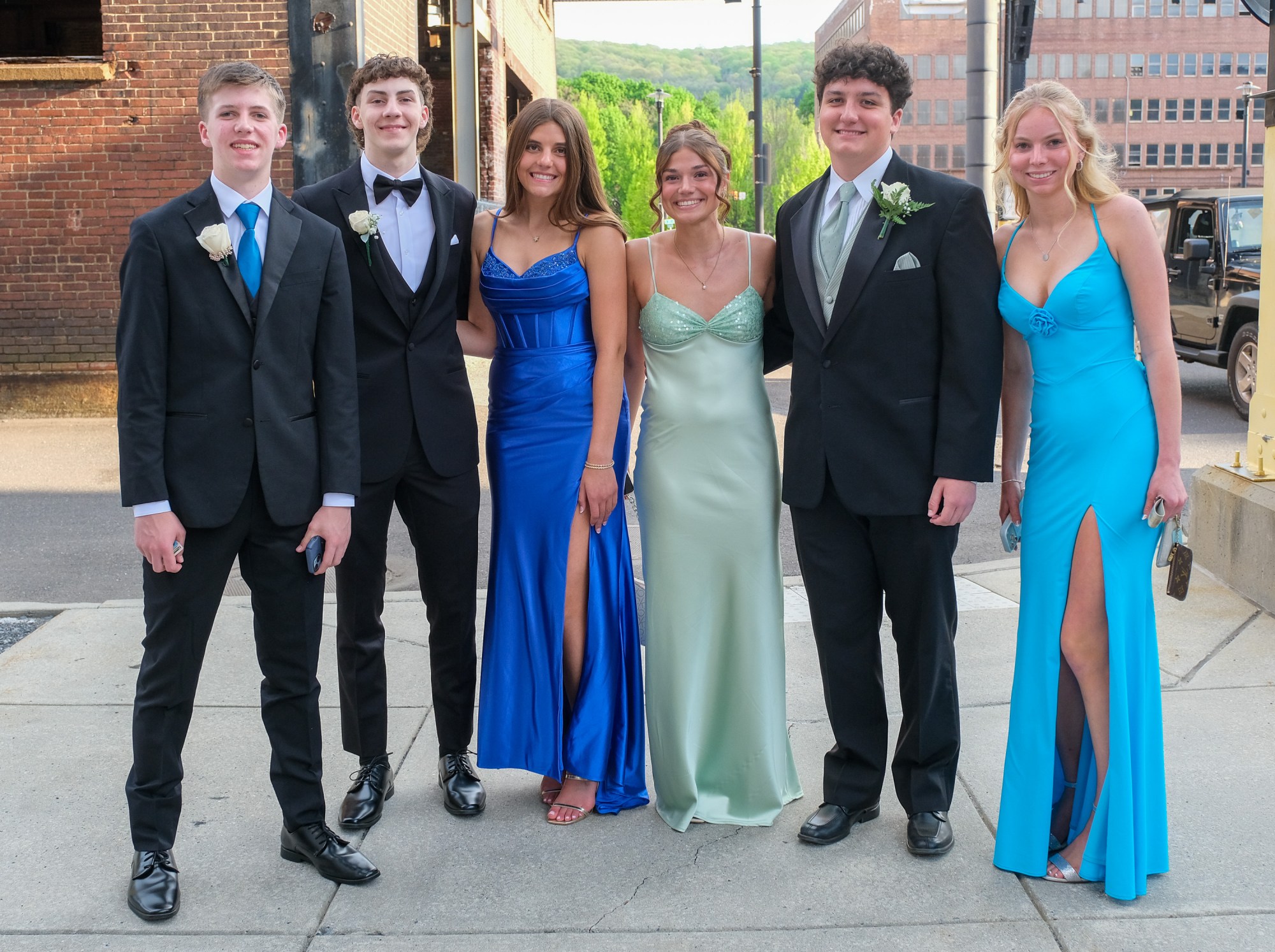 Southern Lehigh High School held its prom Friday, April 24, 2026, at SteelStacks in Bethlehem. Students and their guests arrive to the big night. (Sharon Merkel/Special to The Morning Call)