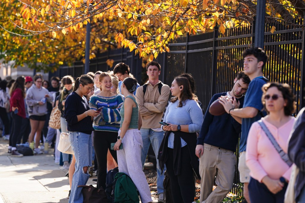 Everything college students need to know about voting