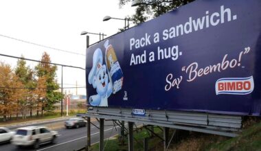 Grupo Bimbo is moving its headquarters from Horsham to near Dallas.