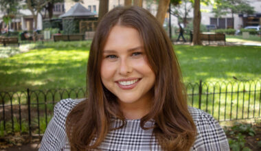 Samantha Holzer: Graduate Hospital Resident Works to Connect Philadelphia’s Jewish Community