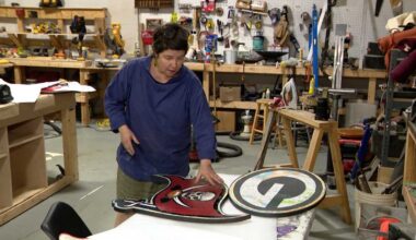 Pittsburgh artist crafts 32 custom pieces for NFL draft stage