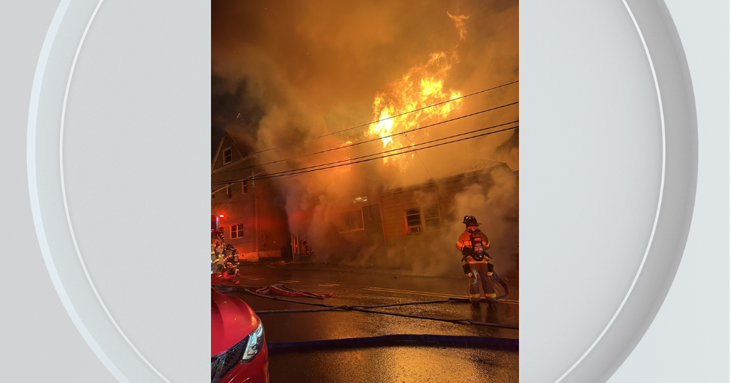 More than a dozen people displaced after fire in Pittsburgh neighborhood