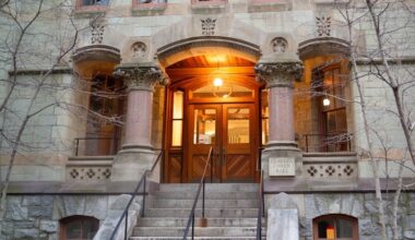 College faculty vote to approve new undergraduate curriculum for Class of 2031