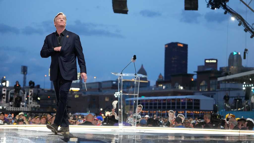 Live updates, draft order, top prospects and more