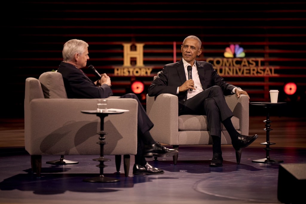 Obama, Biden, Bush, Clinton, SNL Stars, Nicole Kidman, Garth Brooks At Philadelphia Event