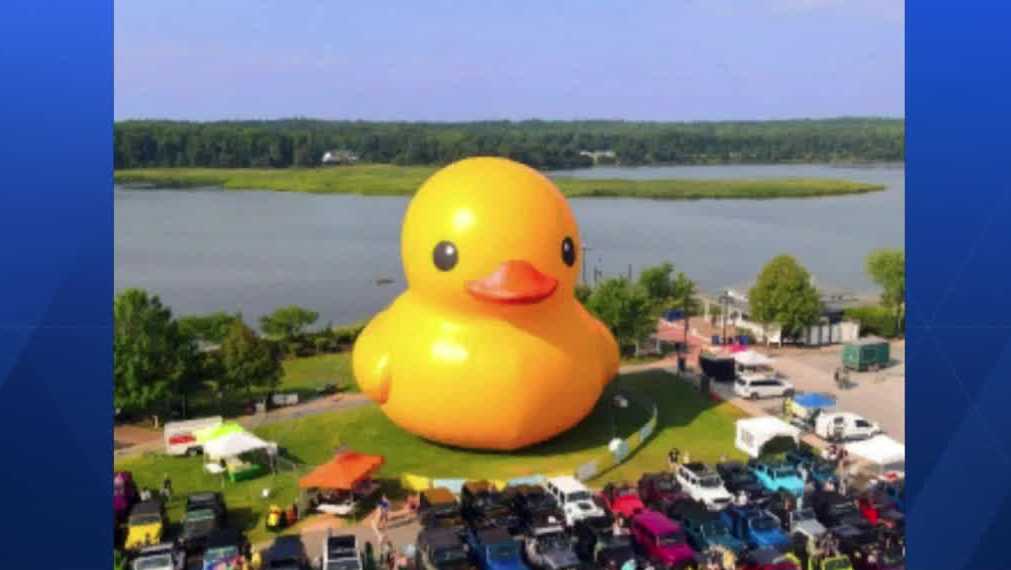 World's largest rubber duck to return to Pittsburgh ahead of 2026 NFL Draft