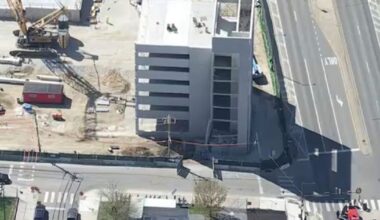 1 dead and 2 missing after parking garage collapses in Philadelphia :: WRAL.com