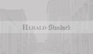 Highmark Wholecare hosts farmers market