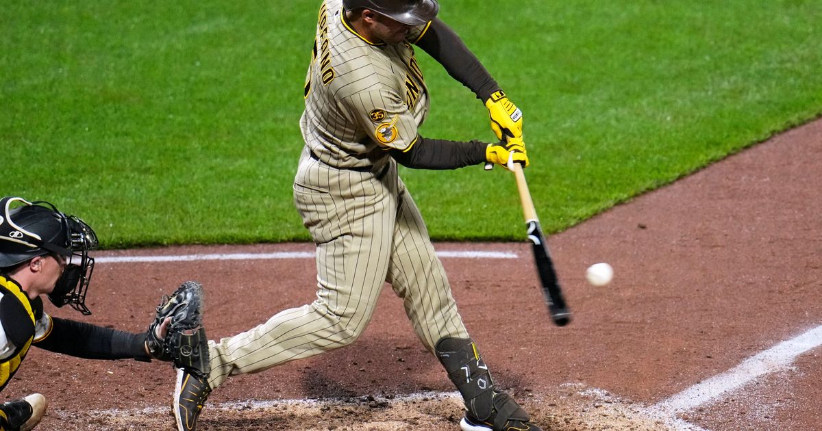 Padres blank Pirates 5-0 for 3rd straight victory, ending Pittsburgh's 5-game win streak :: WRAL.com