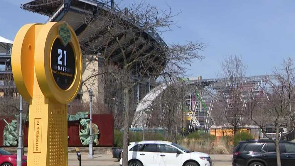 Health department urges NFL Draft food vendors to get permits now